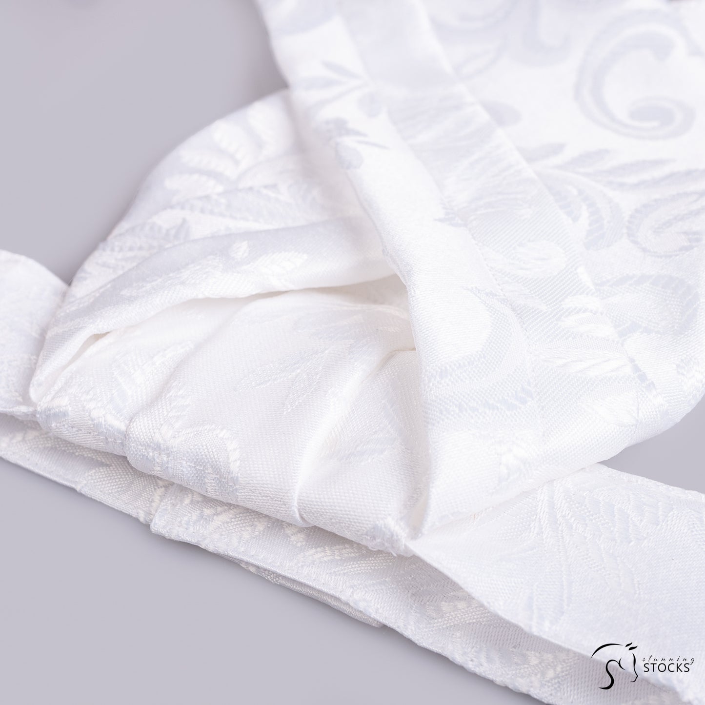 Classic Cotton Brocade Stock with Pleated Anchor and Sash